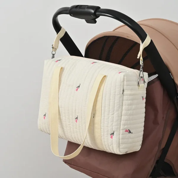 sac maternité broderie matelassé